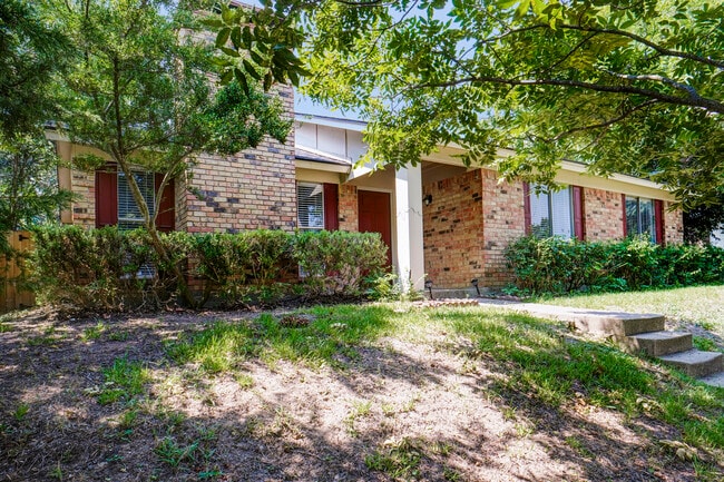 Building Photo - 1741 Crystal Way