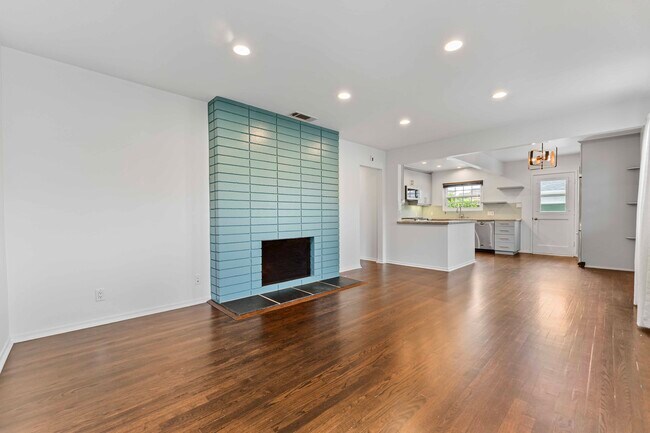 Foto del edificio - 4672 Imlay Ave