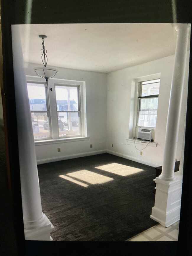 Building Photo - 55 Mifflin St