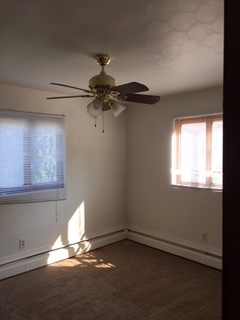 Foto del edificio - 24150 W Main St
