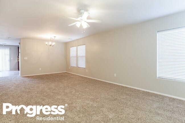 Building Photo - 4221 Cape Eagle Ave