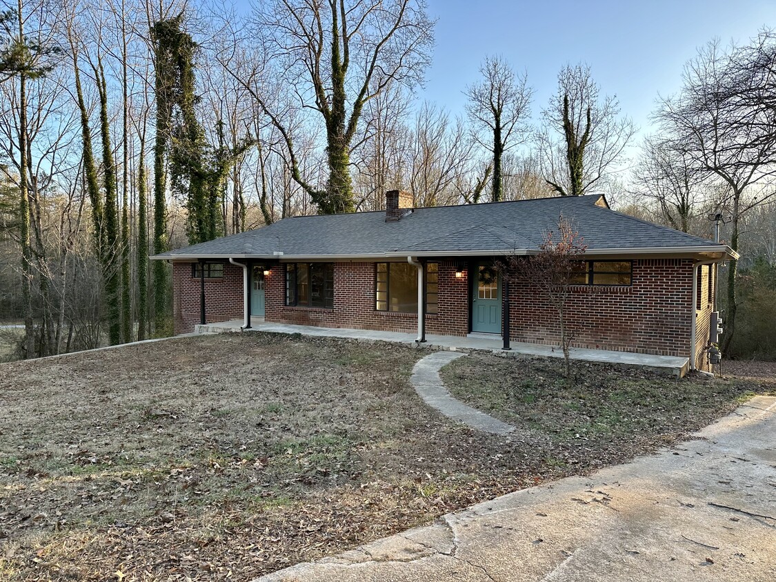 Foto principal - 741 Barron Dr