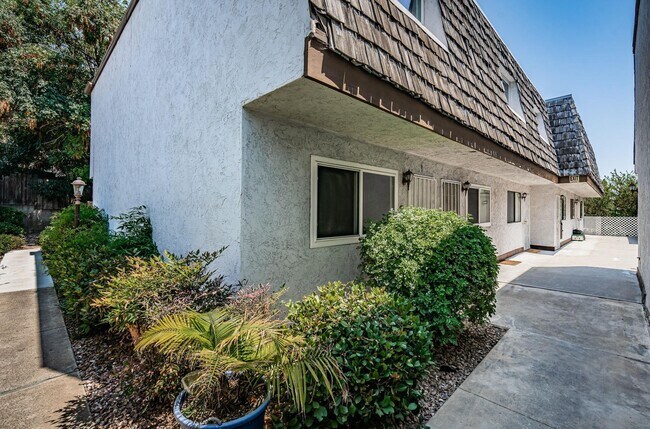 Building Photo - 4331 53rd St