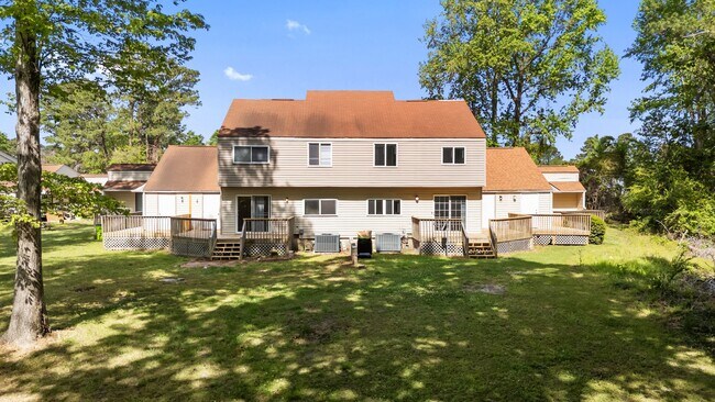 Building Photo - 125 Pirates Rd