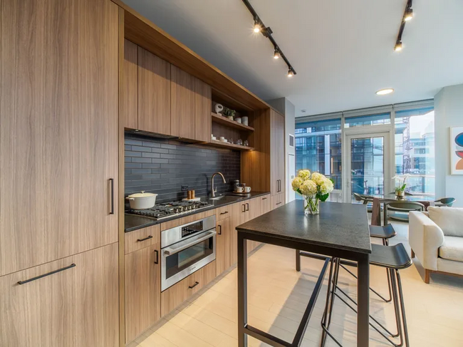 Foto del edificio - 921 N Wells St