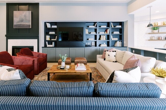 Building Photo - The Villas at Foxwood