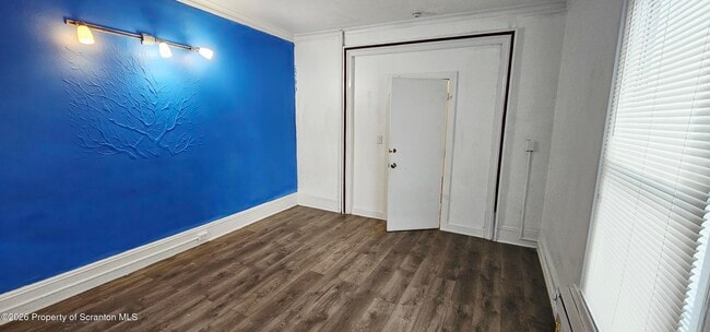 Foto del edificio - 1319 Washburn St