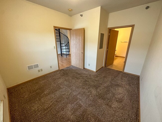 Interior Photo - 210 Gray - Sunset View