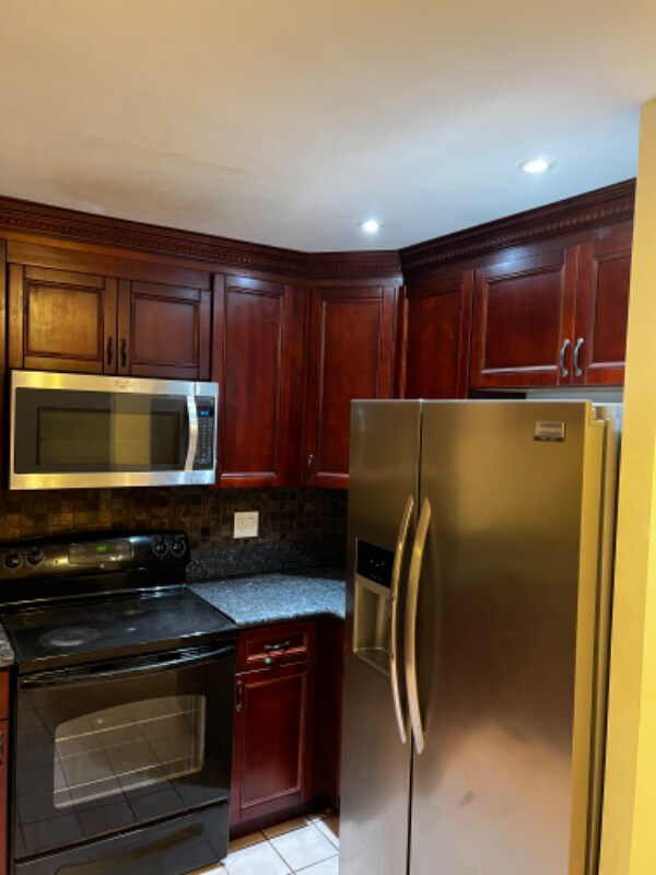 Foto del edificio - 11339 Royal Palm Blvd