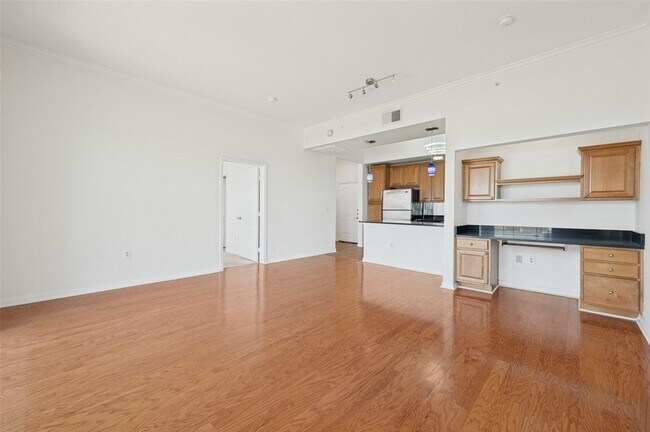 Foto del edificio - 3225 Turtle Creek Blvd