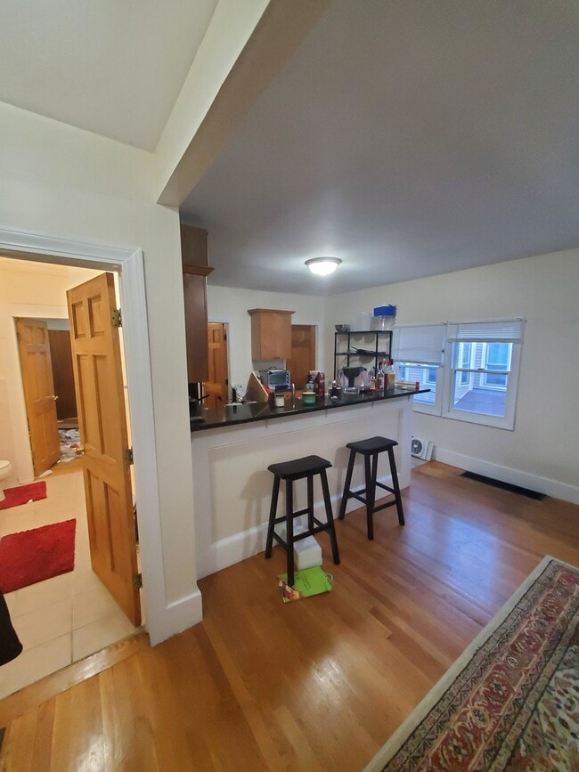 185 Beacon St
