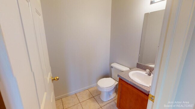 Building Photo - 3026 Cloverly Ln