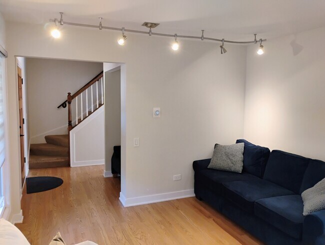 Foto del edificio - 1541 Glacier Pkwy