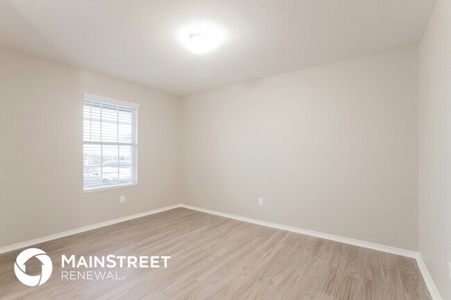 Building Photo - 11319 Royal Delta
