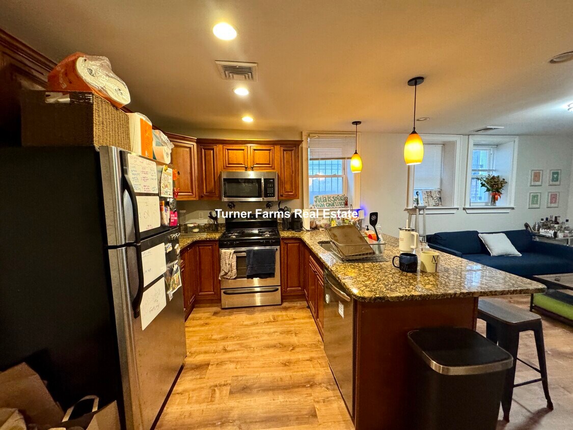 Foto principal - 719 Parker St