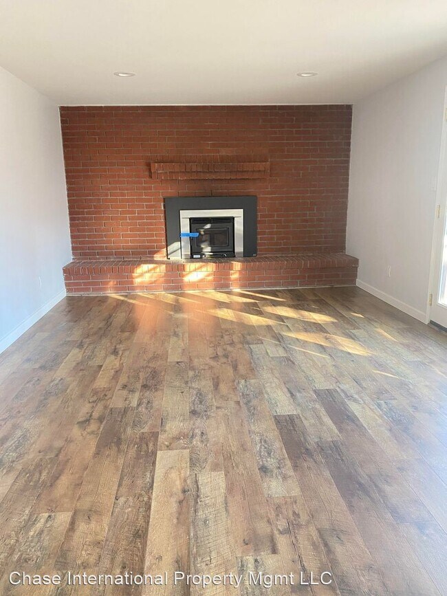 Foto del edificio - 5 br, 3 bath House - 2630 Trentham Way