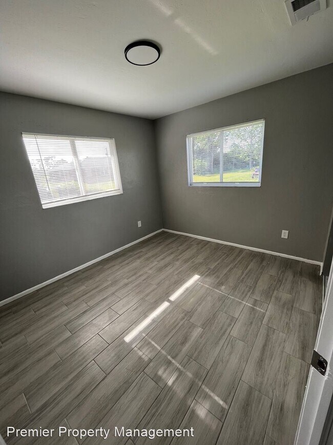 Foto del edificio - 2 br, 1 bath House - 115 Gordon Avenue South