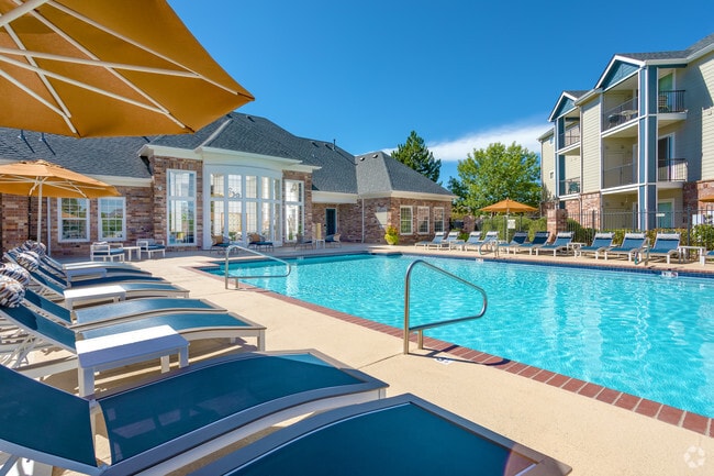 Pool - Avana Eastlake