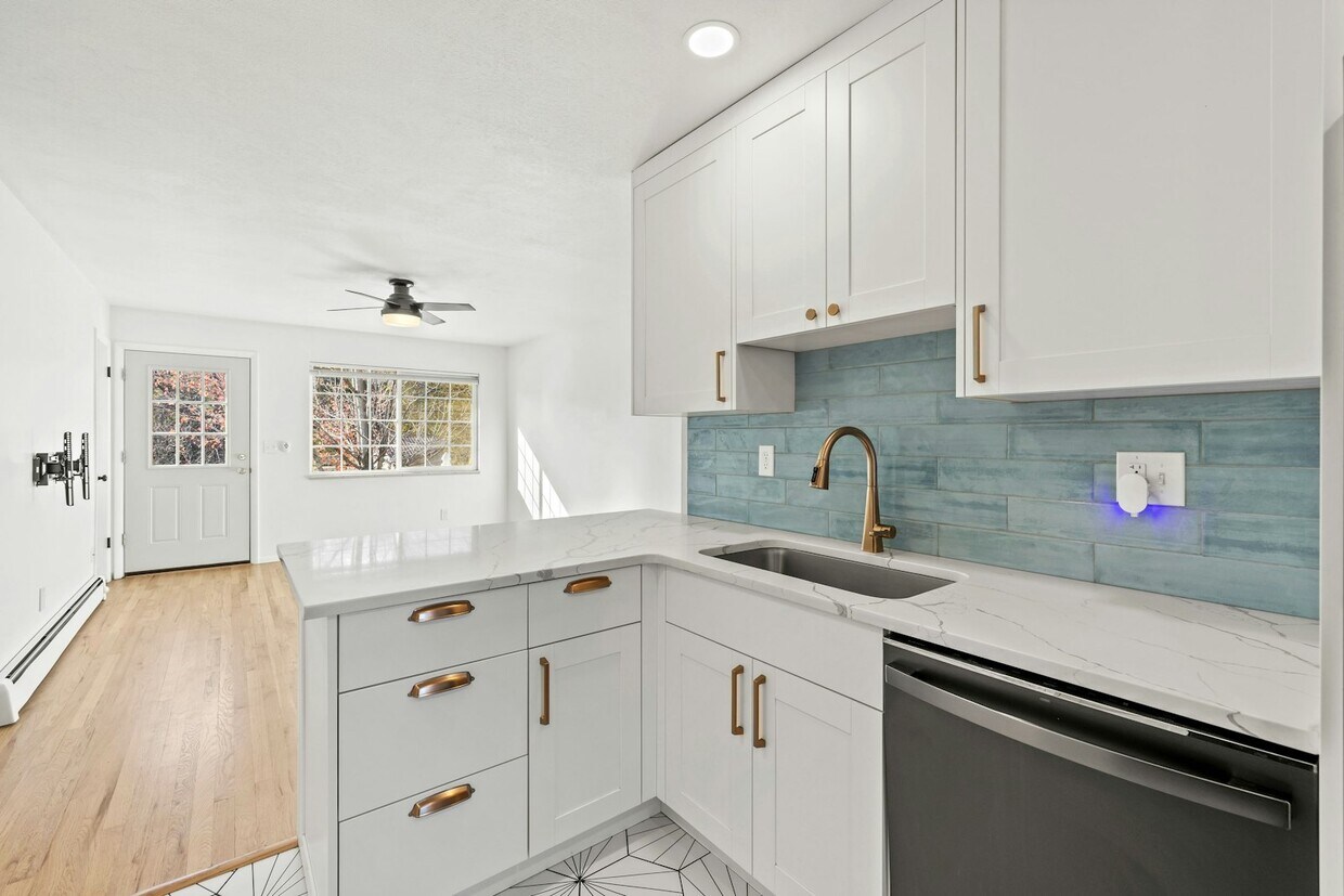 Foto principal - 2011 Woodburn St