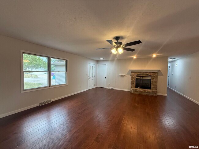 Foto del edificio - 205 Appomattox Dr