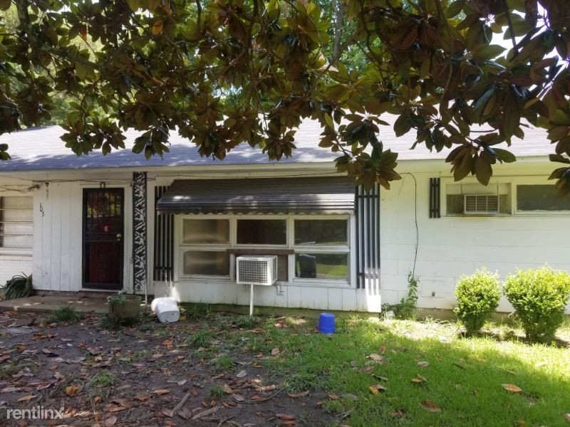Foto principal - 3 br, 1 bath House - 103 Palm Stree