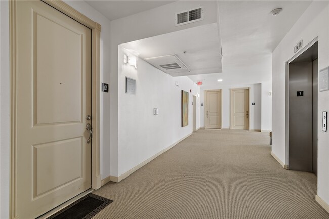 Photo - 505 Jackson Hill St Apartment