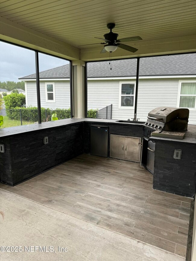 Building Photo - 474 Convex Ln