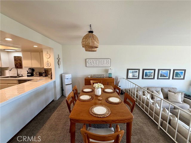 Foto del edificio - 25101 La Cresta Dr