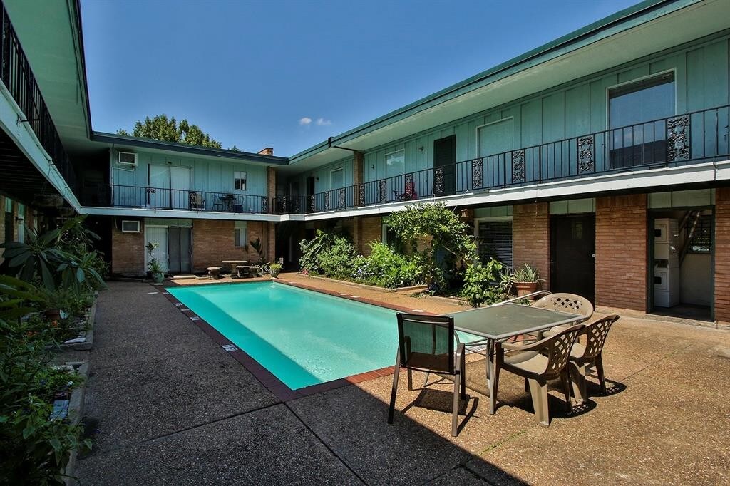 Foto principal - 1401 Kipling St