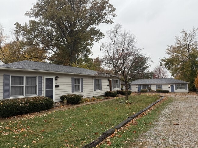 Building Photo - 910 N Meridian St Rd