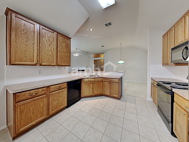 Building Photo - 209 Wenrick Dr