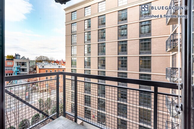 Building Photo - 443 New York Ave NW