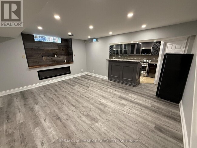 Photo du bâtiment - 94 Marbella Rd