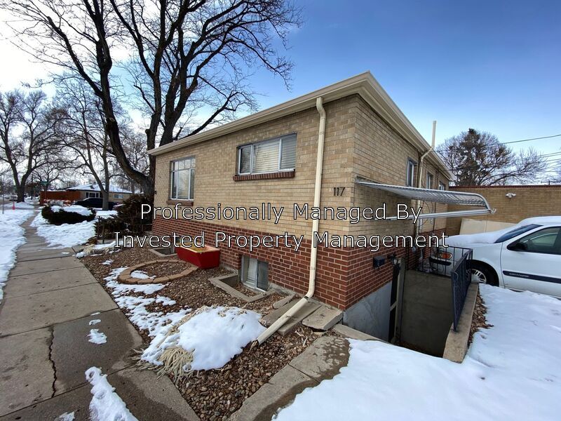 Primary Photo - 117 E Iliff Ave
