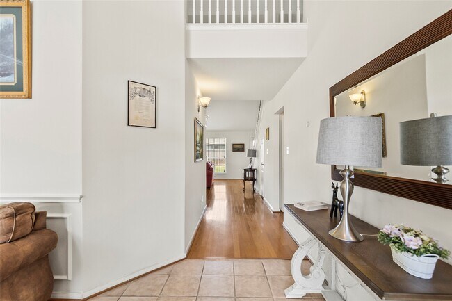 Foto del edificio - 427 Pinewood Ridge Dr