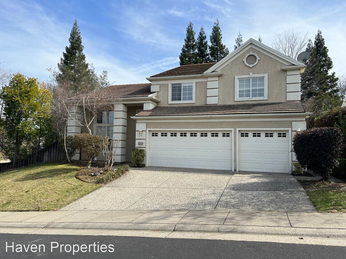 Primary Photo - 5 br, 3 bath House - 9307 Swan Lake Drive