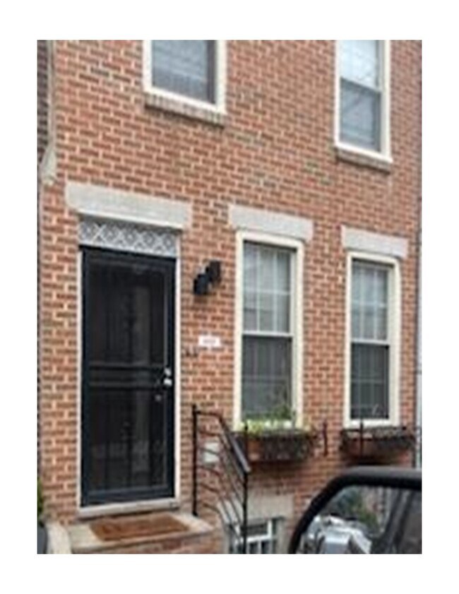 Foto del edificio - 1823 Carpenter St