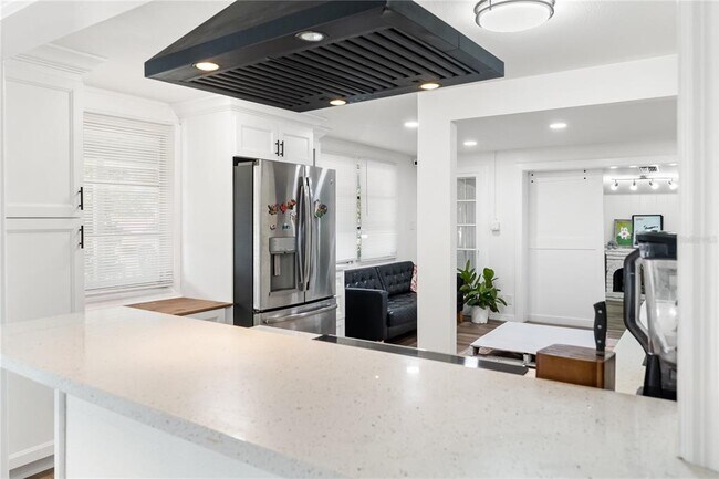 Foto del edificio - 4105 Rockefeller Ave