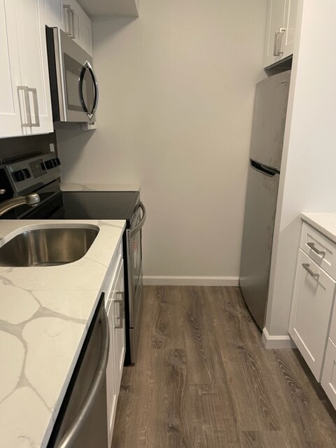 Kitchen - 55 Fieldstone Dr