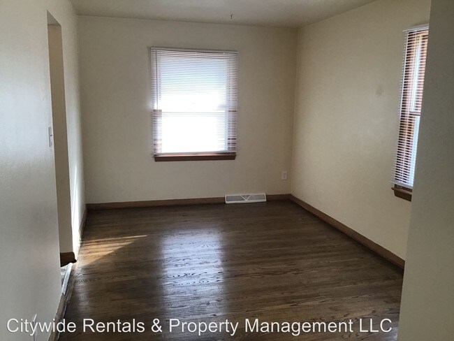 Building Photo - 4650 N 52nd St