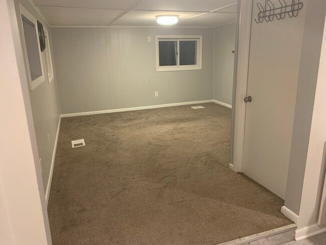 Family Room - 9 Woodchoppertown Rd