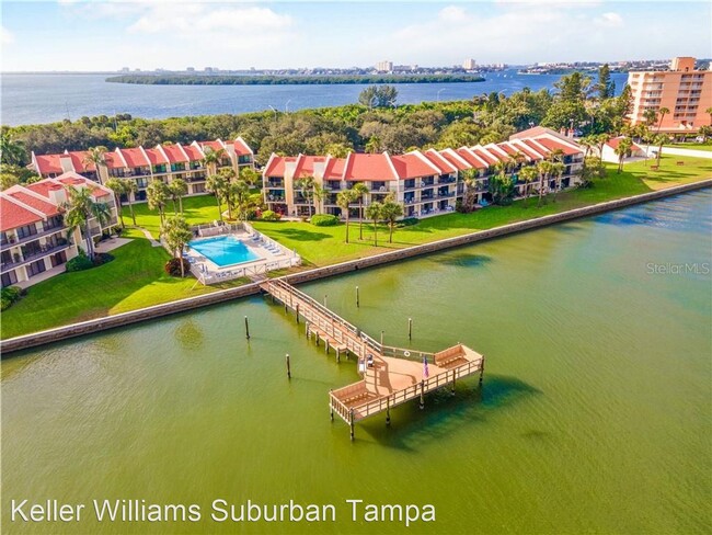 Building Photo - 2 br, 2 bath House - 7500 Sunshine Skyway ...