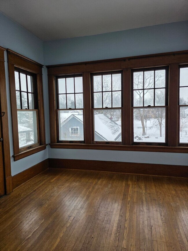 Foto del edificio - Large Home in Bowling Green