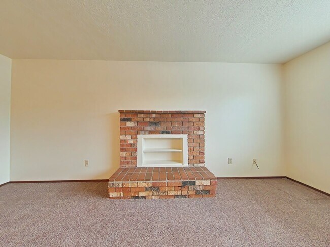 Foto del edificio - 2 Bedroom Apartment ~ Close to 9th Street