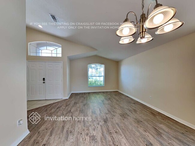 Foto del edificio - 5223 Sunset Canyon Dr