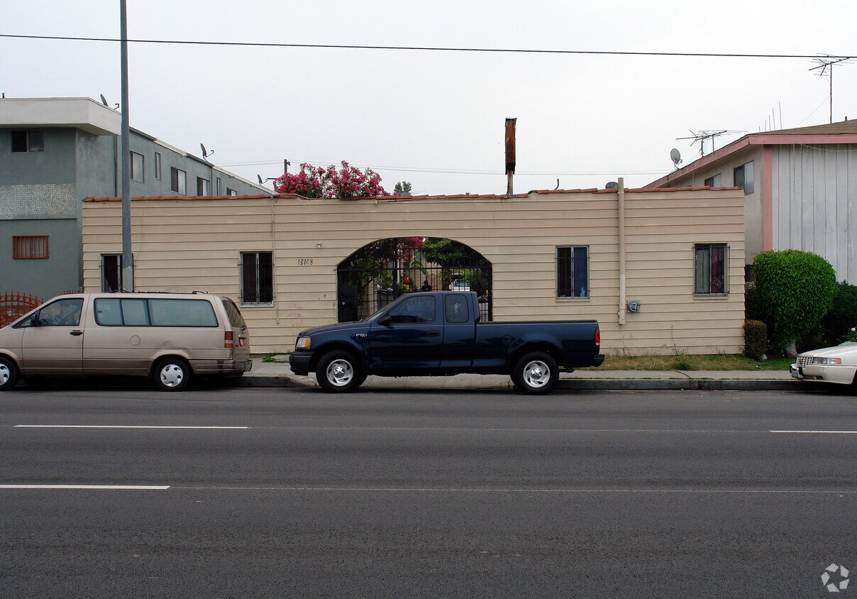 Primary Photo - 13108 S Vermont Ave