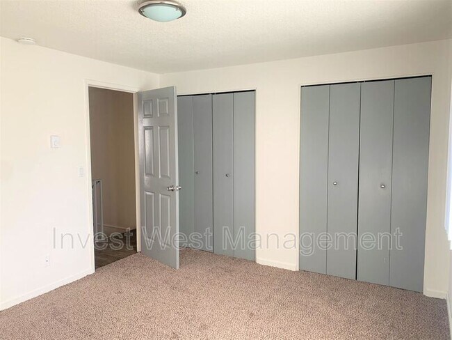 Foto del edificio - 2214 E 30th St