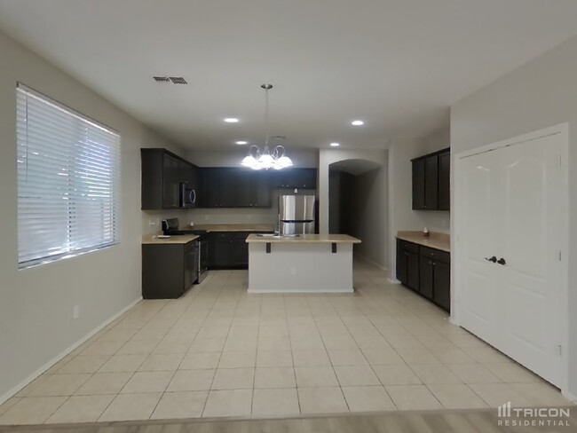 Building Photo - 7919 S 73rd Drive Laveen AZ