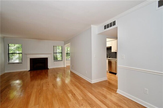 Building Photo - 1108 Old Hammond Chase
