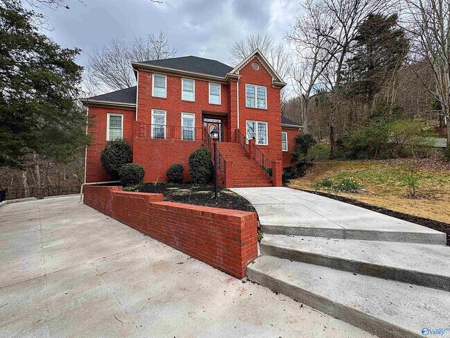 Foto del edificio - 1319 Chesterfield Rd SE